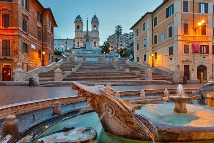 Trevi Fountain
