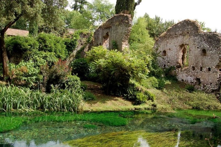 Ninfa Gardens & Sermoneta Castle